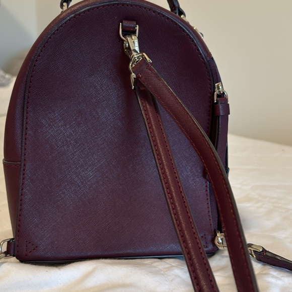 Kate Spade Mini Back Up (+ I’m throwing in my Kate Spade card holder) - Picture 3 of 3